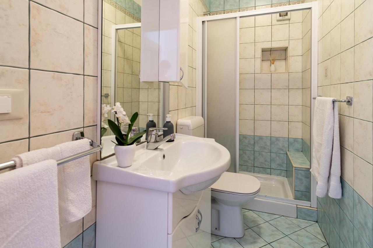 Apartmani Jolly Porec: Blizu Centra I Mora Exteriér fotografie
